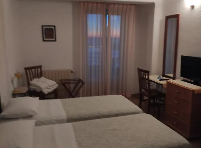 Al Mare Hotell 3*