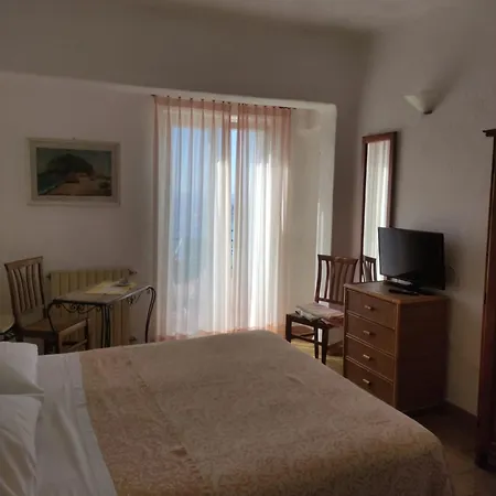 Ξενοδοχείο Al Mare Barano dʼIschia