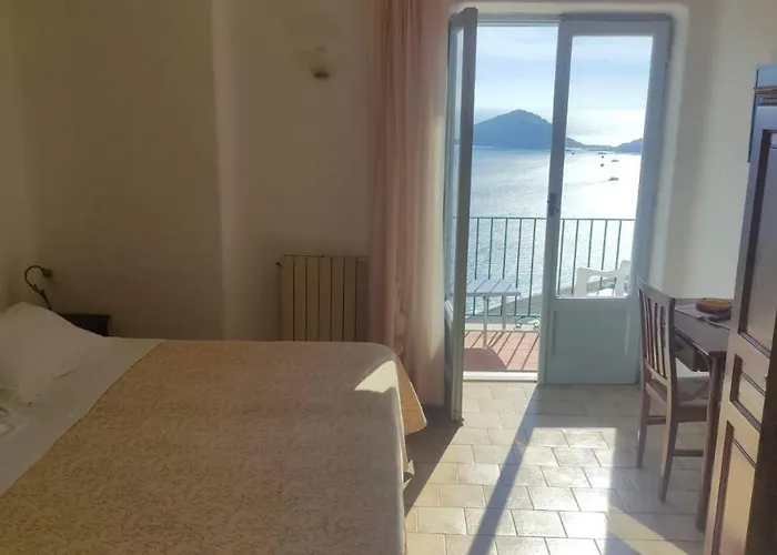 Al Mare Hotel 3*